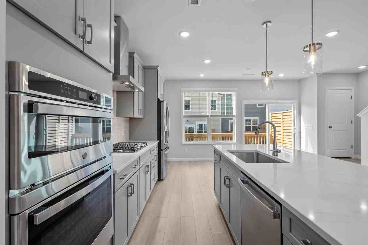 2815 Carbondale Ct #1 - Photo 7 of 45