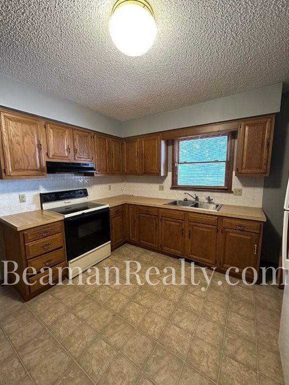 905 Honeysuckle Ave #NA - Photo 2 of 10