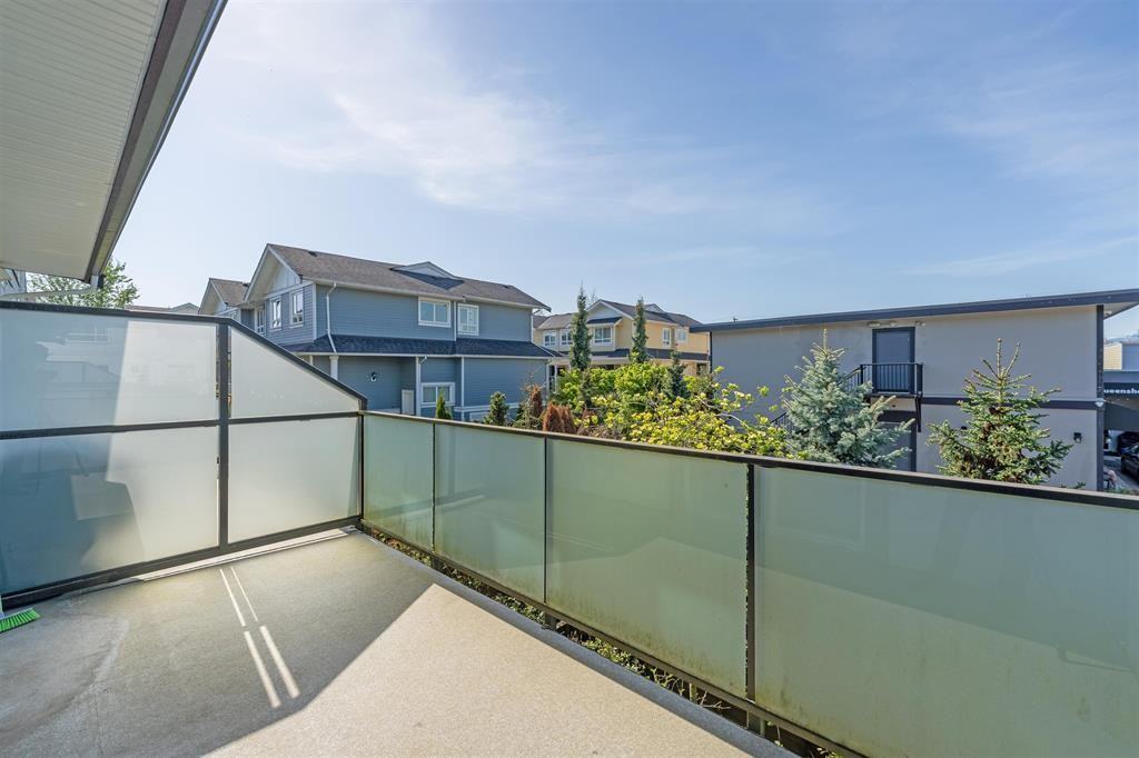 240 Jardine Street #22 - Photo 5 of 12