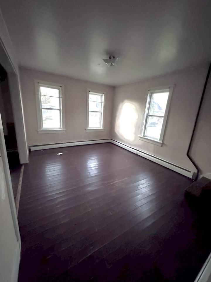 397 Thompson Street #397 - Photo 2 of 8