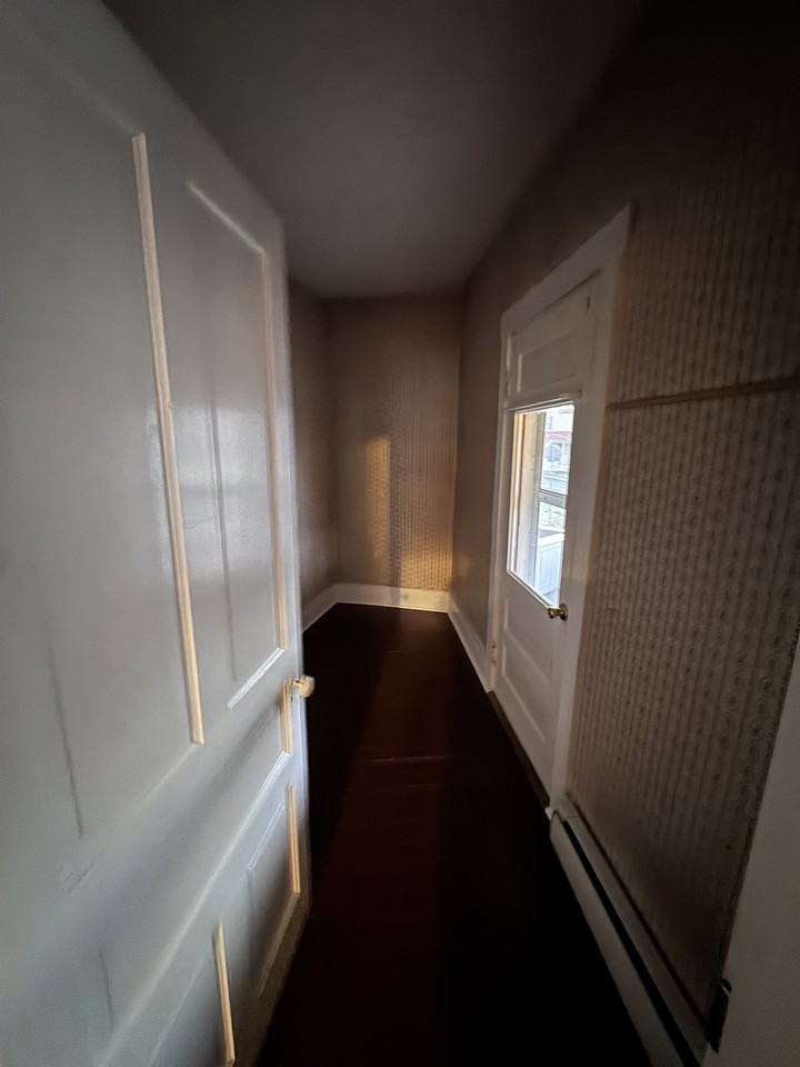 397 Thompson Street #397 - Photo 4 of 8