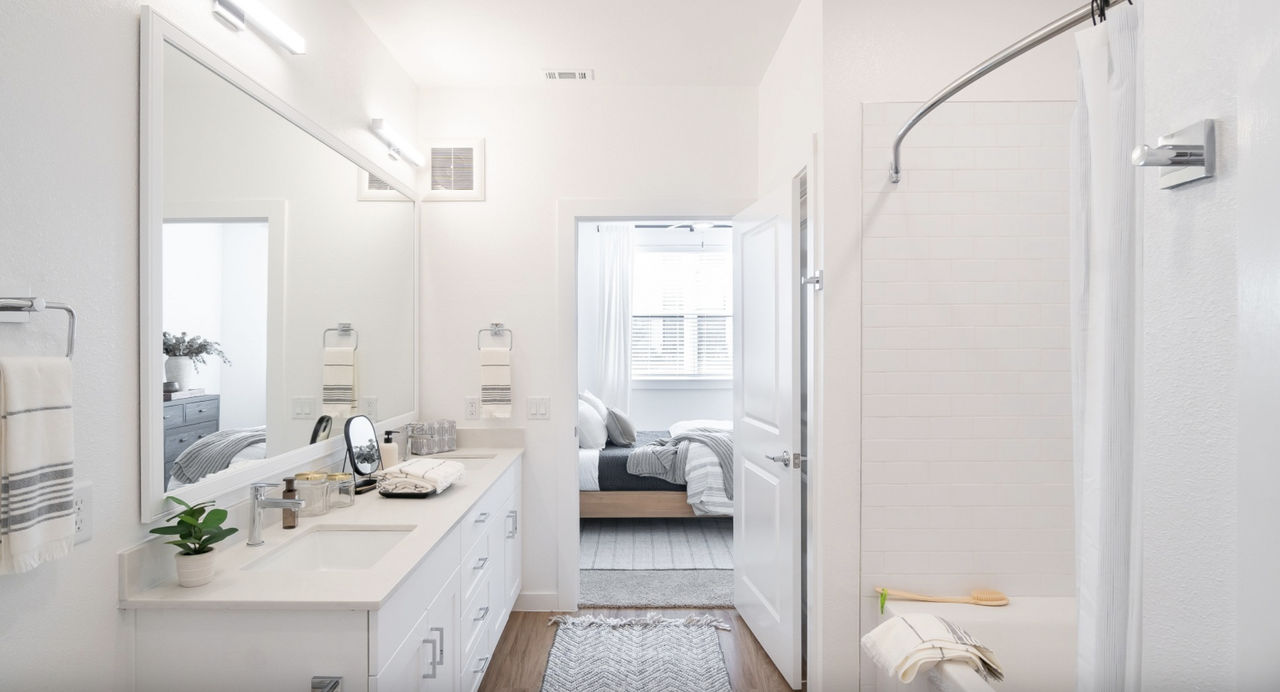 19116 Limestone Commercial Drive - Photo 7 of 25