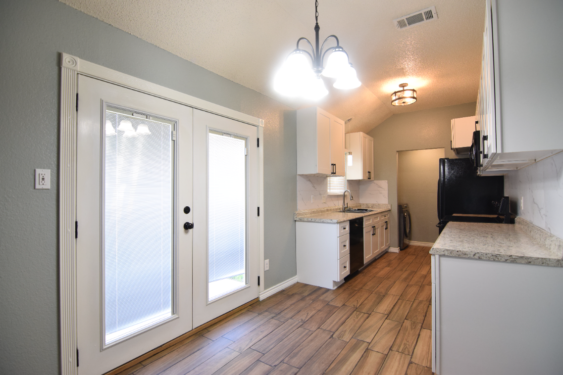 2210 Cooke Dr #NA - Photo 6 of 17