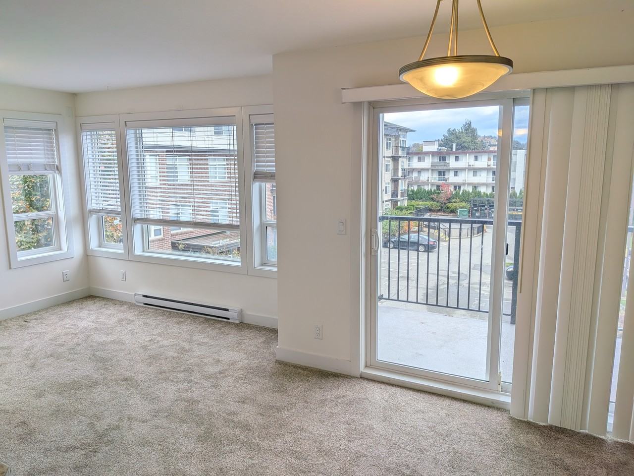 9422 Victor St #316 - Photo 7 of 13