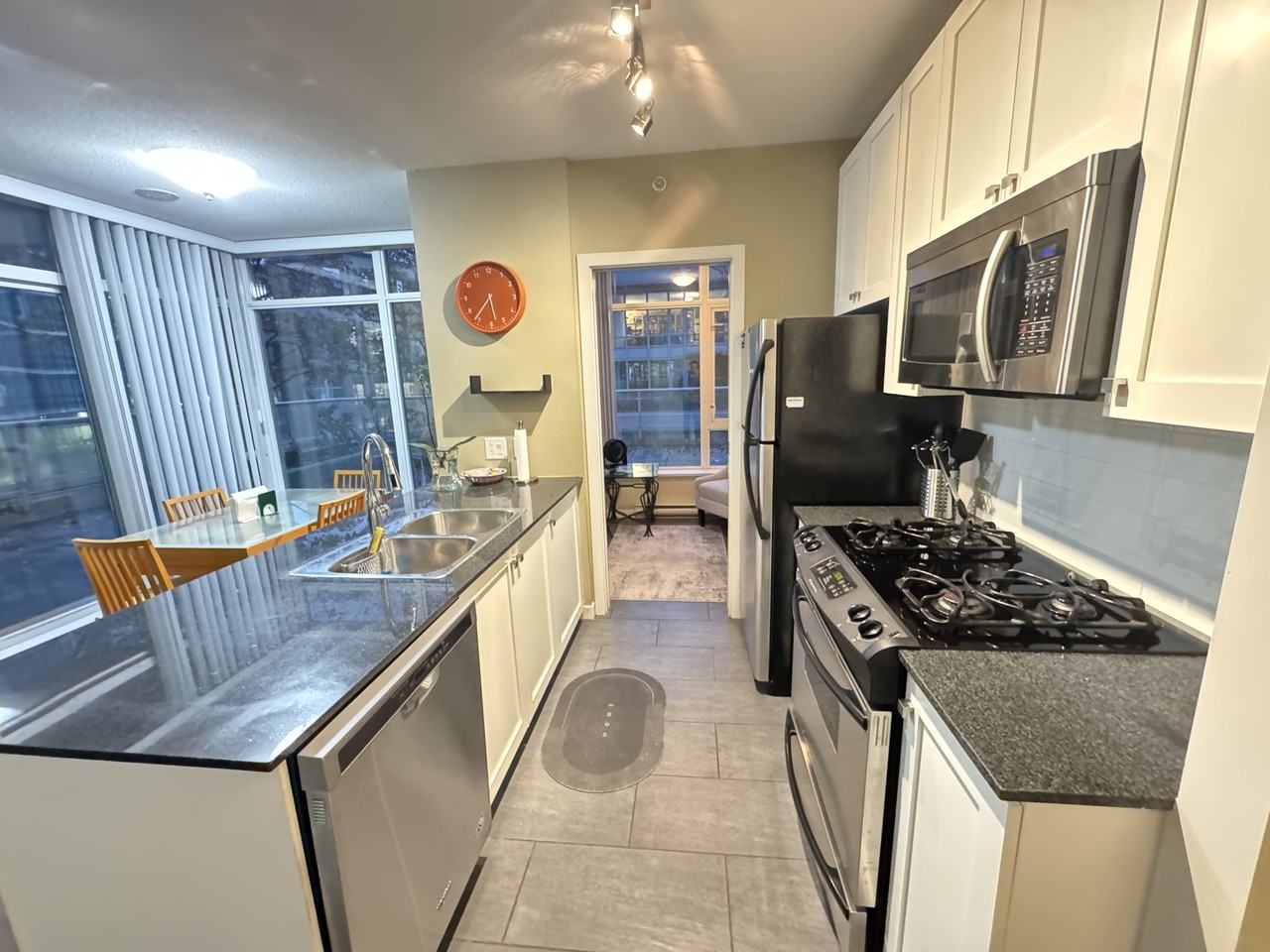 480 Robson Street - Photo 9
