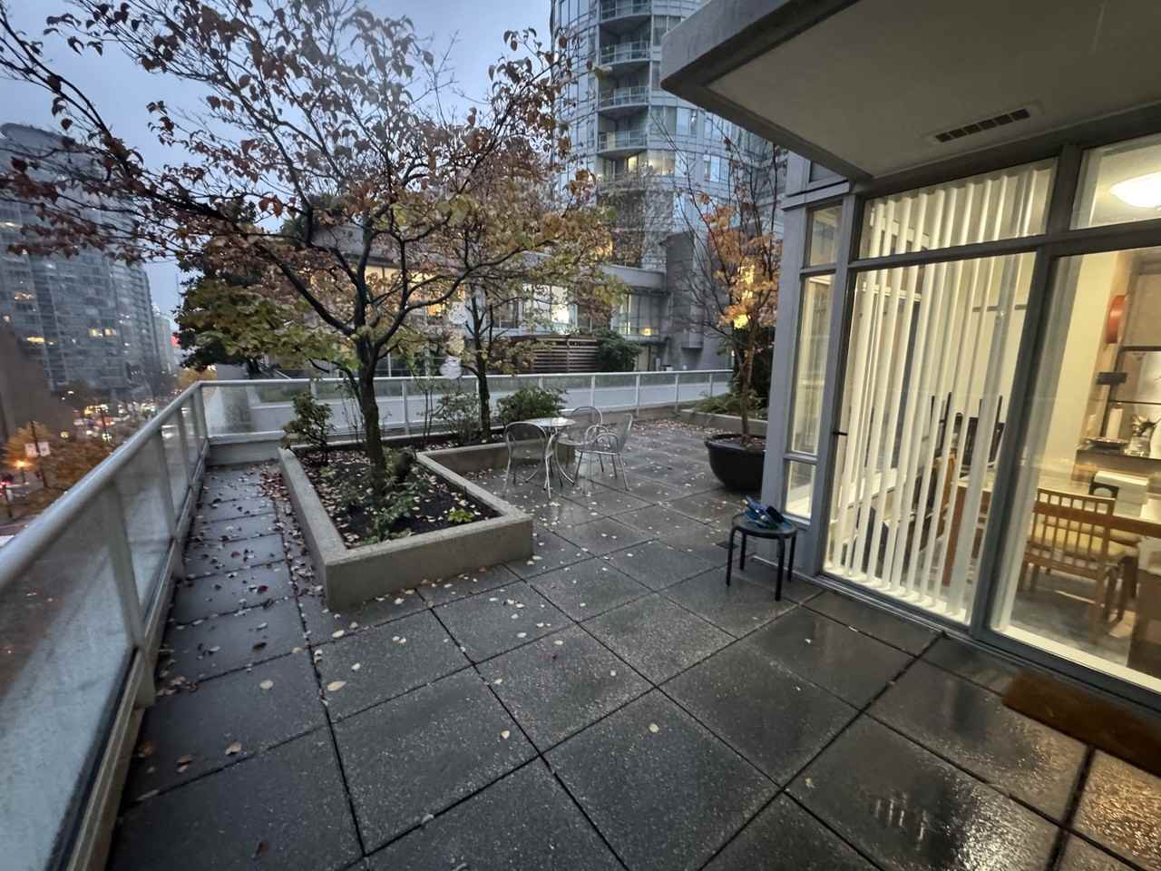 480 Robson Street - Photo 15