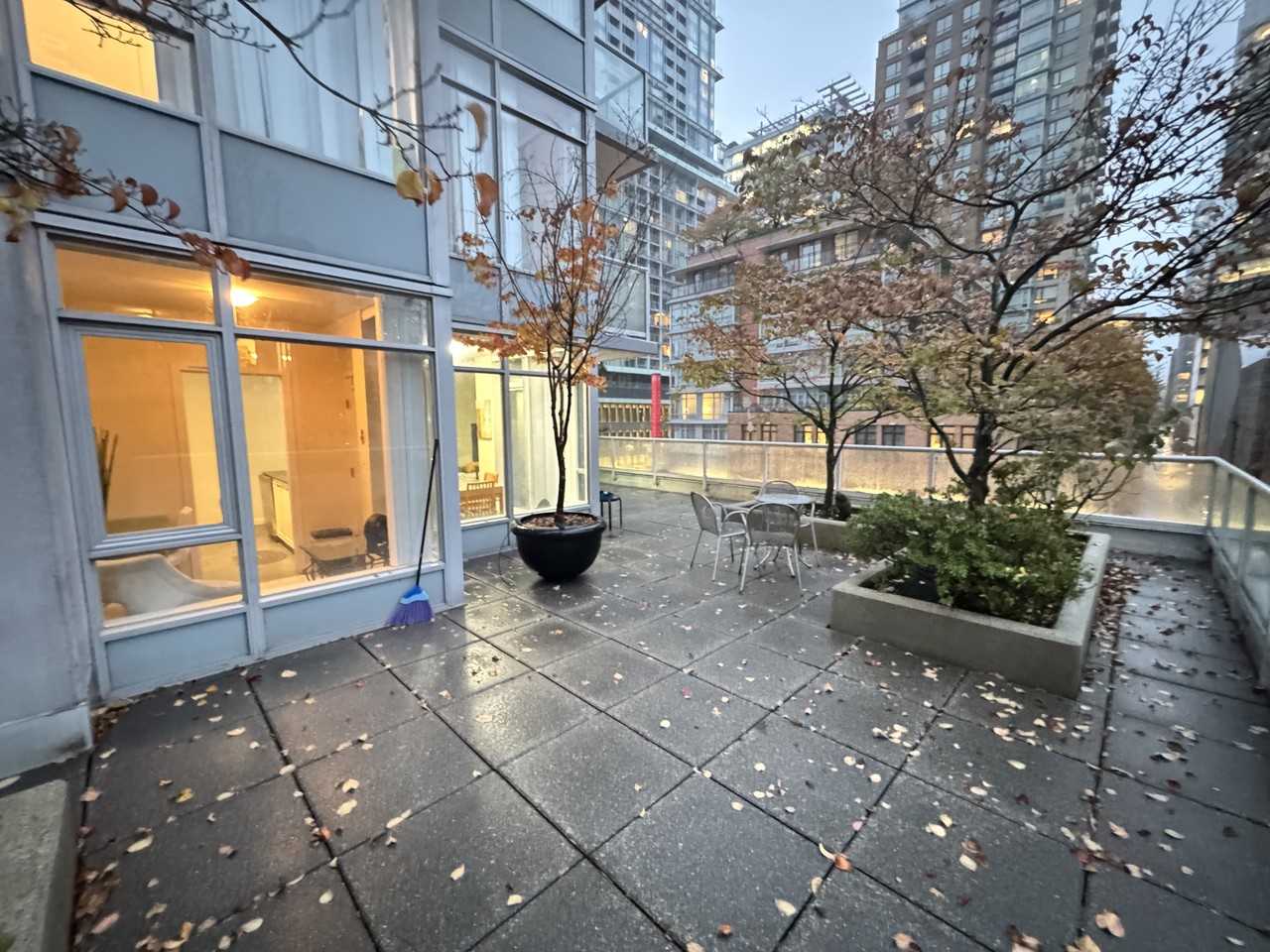 480 Robson Street - Photo 16