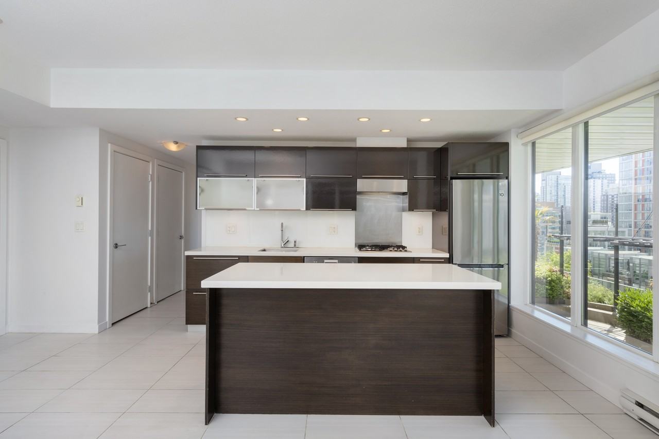 1252 Hornby Street #704 - Photo 3 of 37