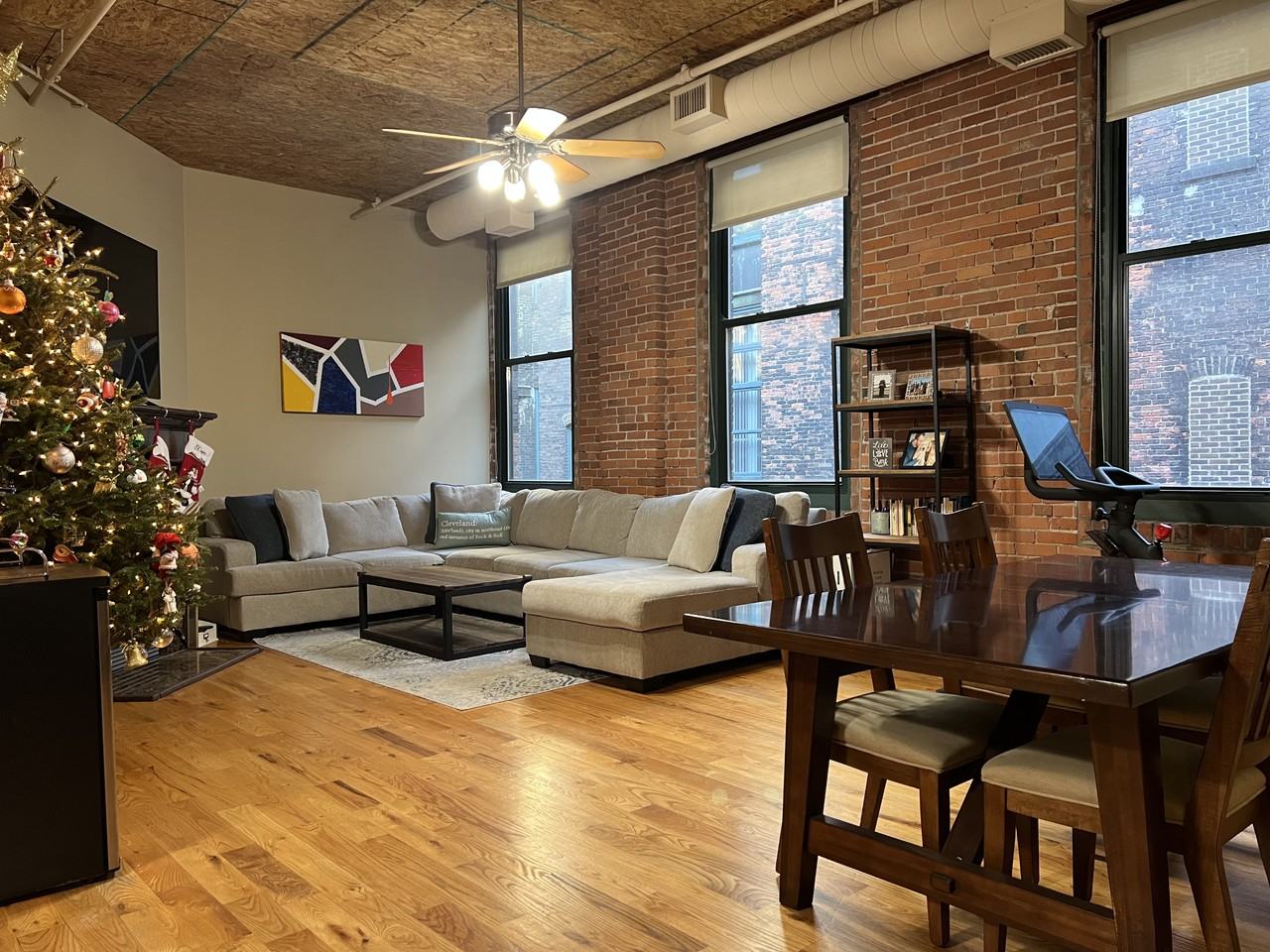 635 W Lakeside Ave #503 - Photo 4 of 28