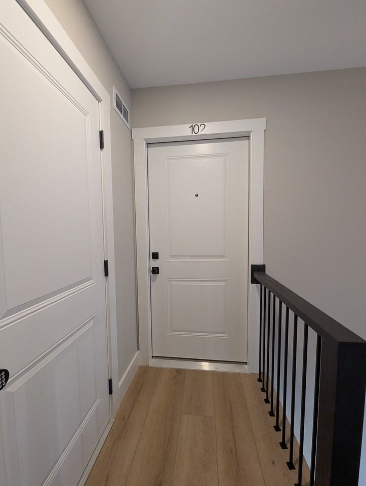 806 Flanders Lane #102 - Photo 4 of 29