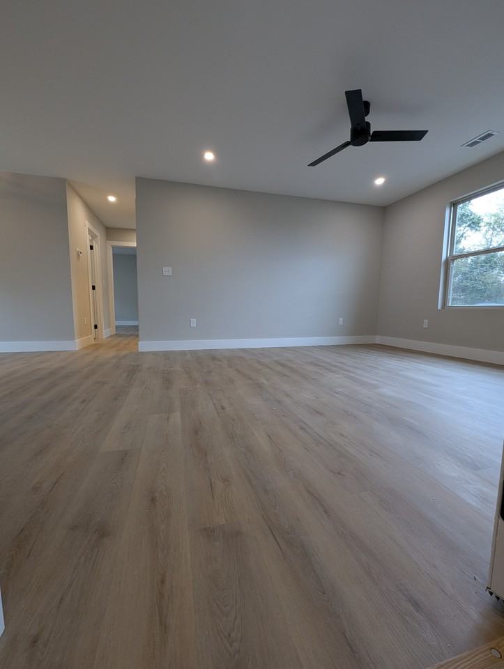 806 Flanders Lane #102 - Photo 5 of 29