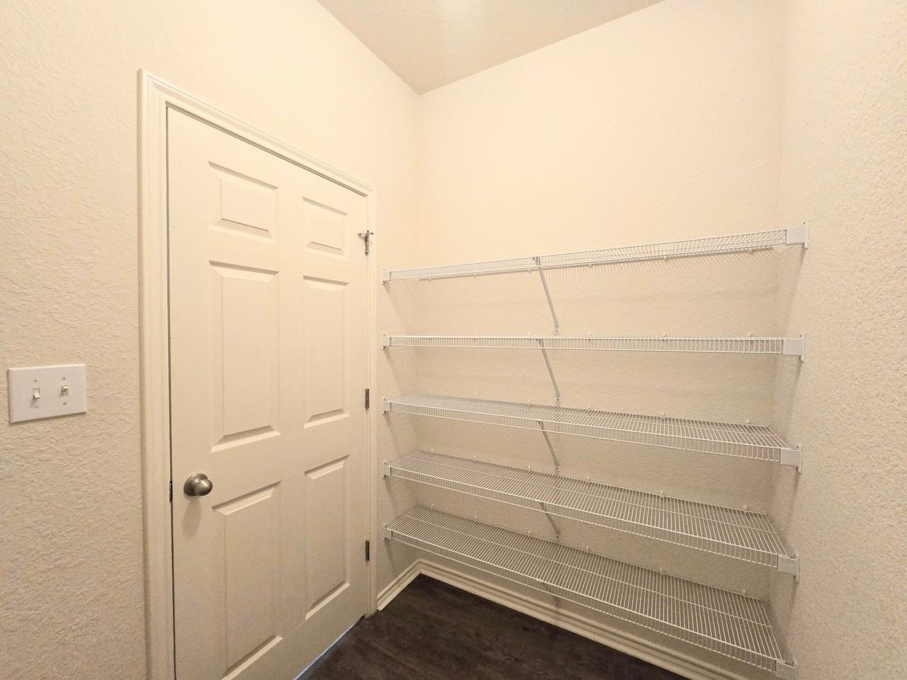 2711 Skybound - Photo 7 of 22