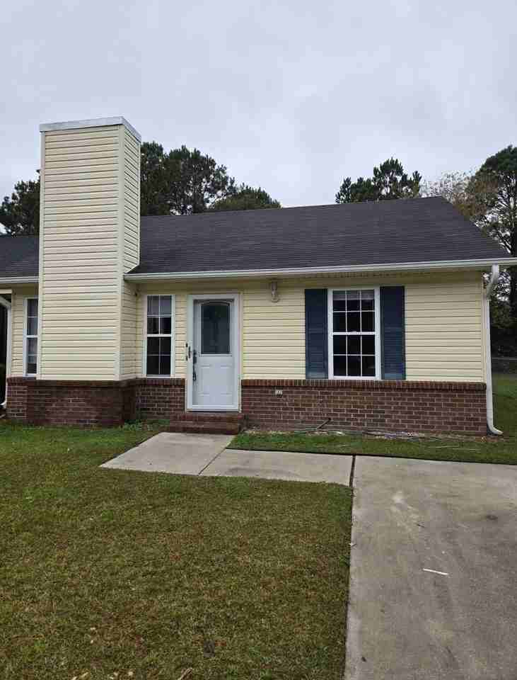 112 Live Oak Ct - Photo 2 of 24