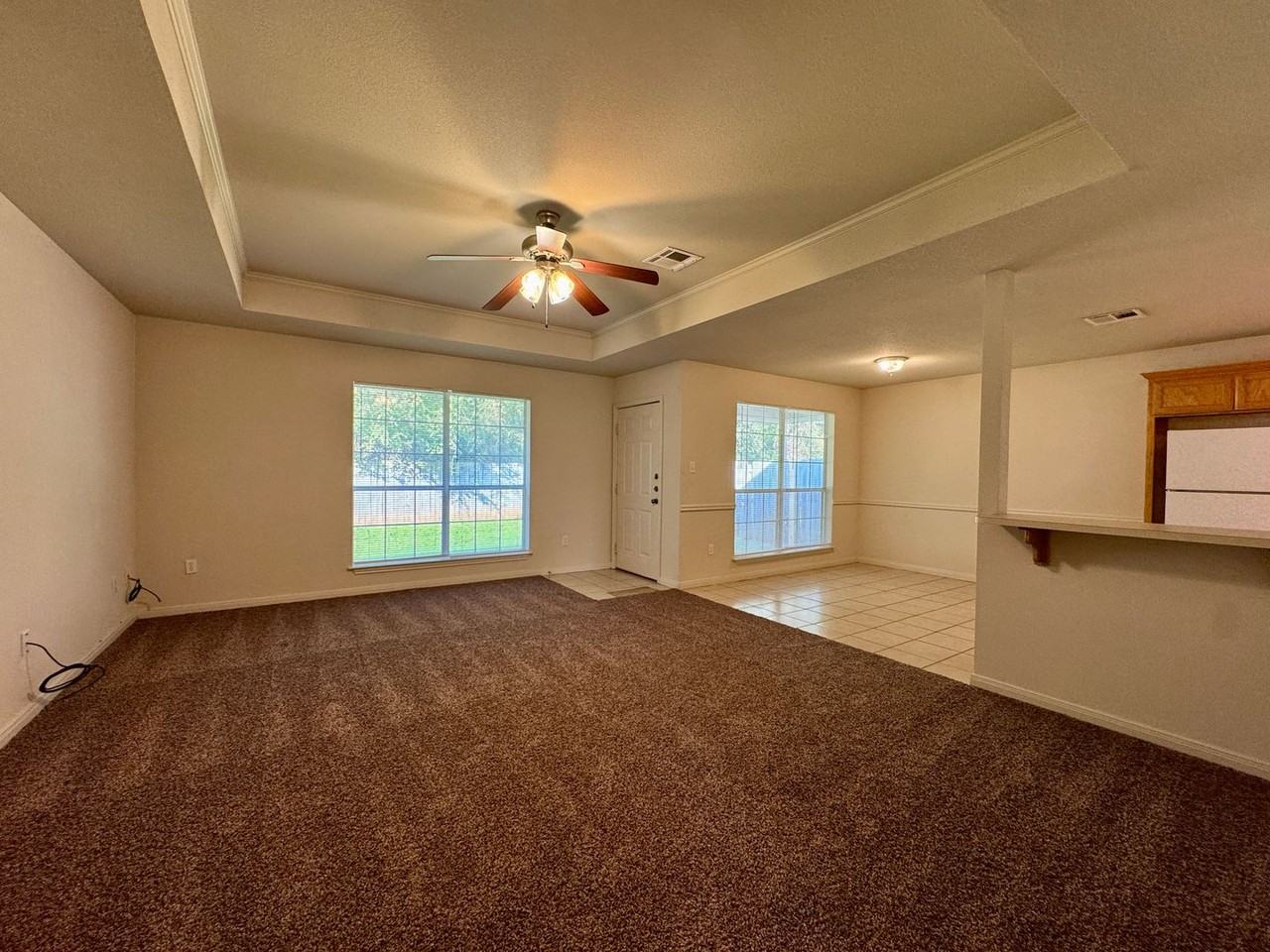 10301A Hyacinth Ln - Photo 2 of 12