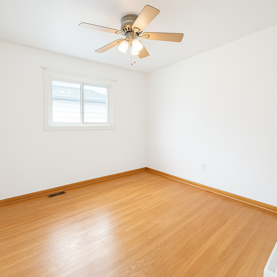 19 Reid Ave N #MAIN - Photo 7 of 13