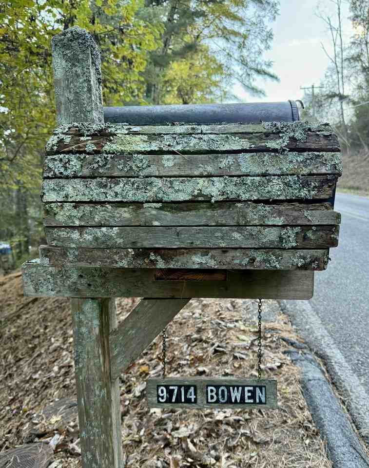 9714 Bowen Trl - Photo 2 of 19