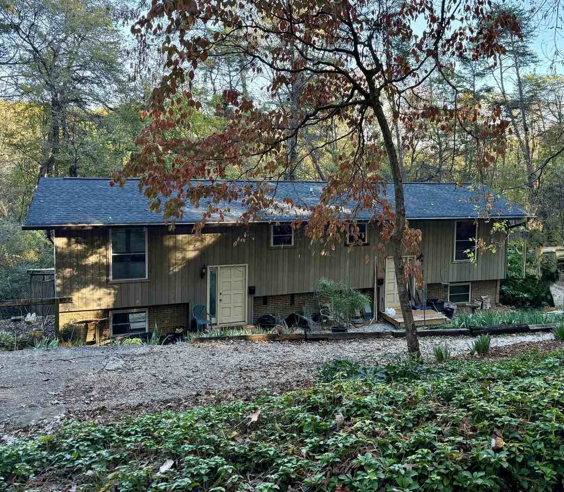 9714 Bowen Trl - Photo 3 of 19