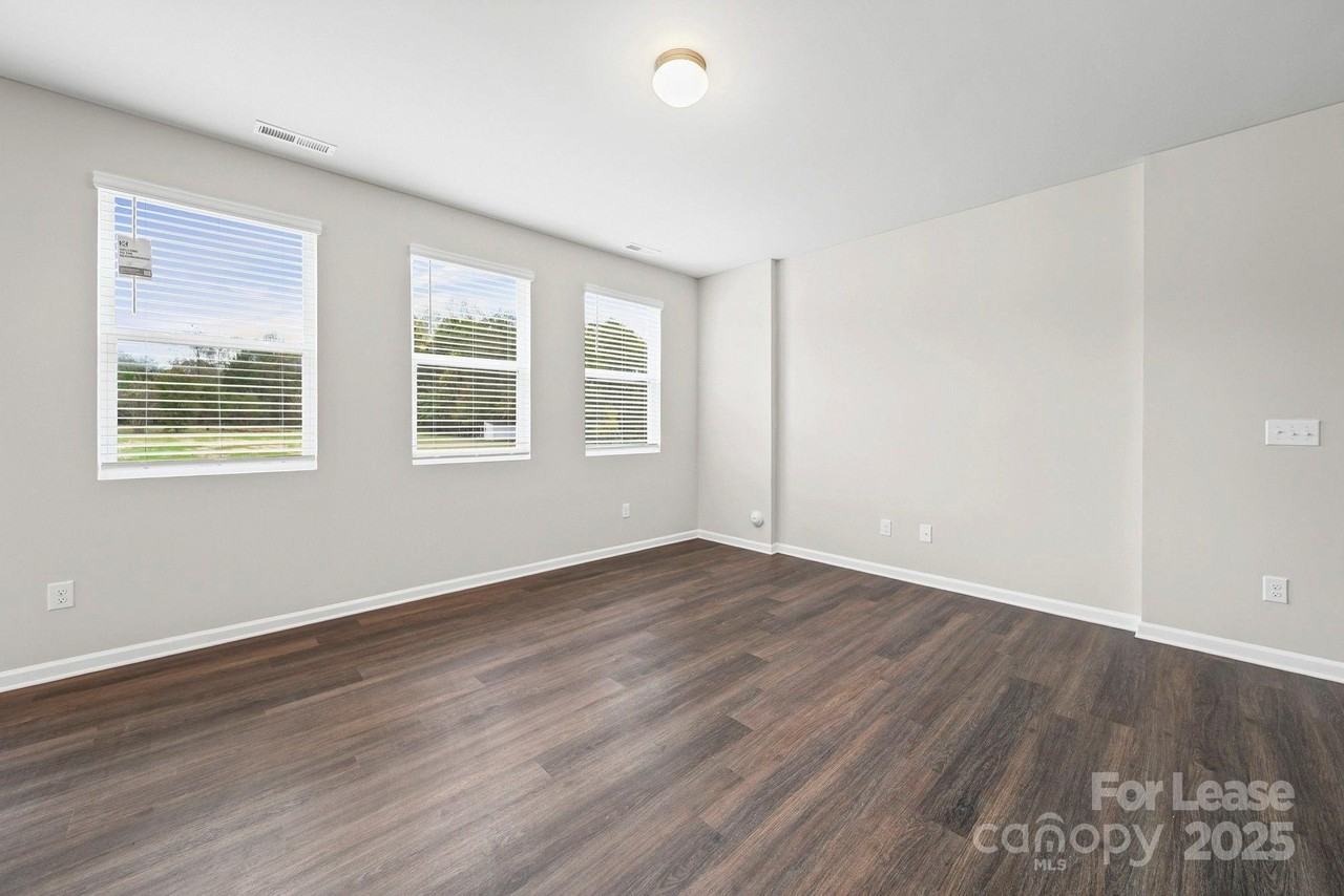 133 Pumice Dr - Photo 6 of 39