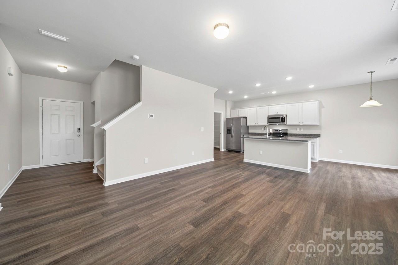 133 Pumice Dr - Photo 7 of 39