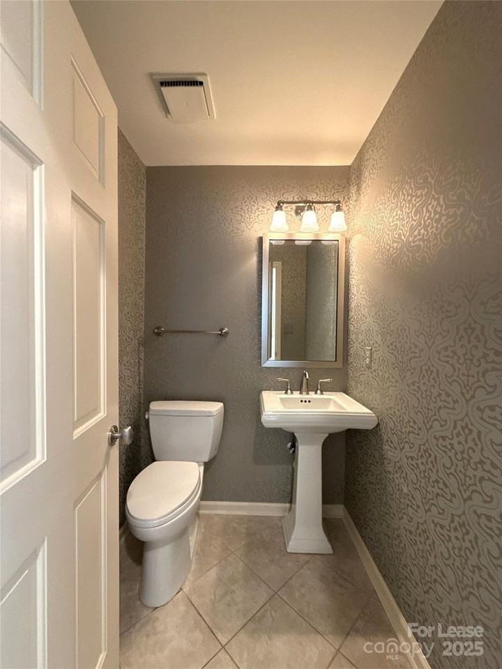 1016 Queens Road #A - Photo 6 of 19