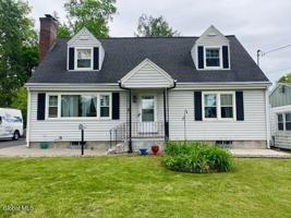 featured image of 23 Beacon Ave Apt 1 #1