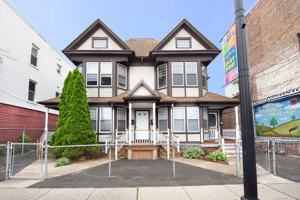 featured image of 527 East Main Street