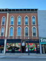 featured image of 119 N 4th St