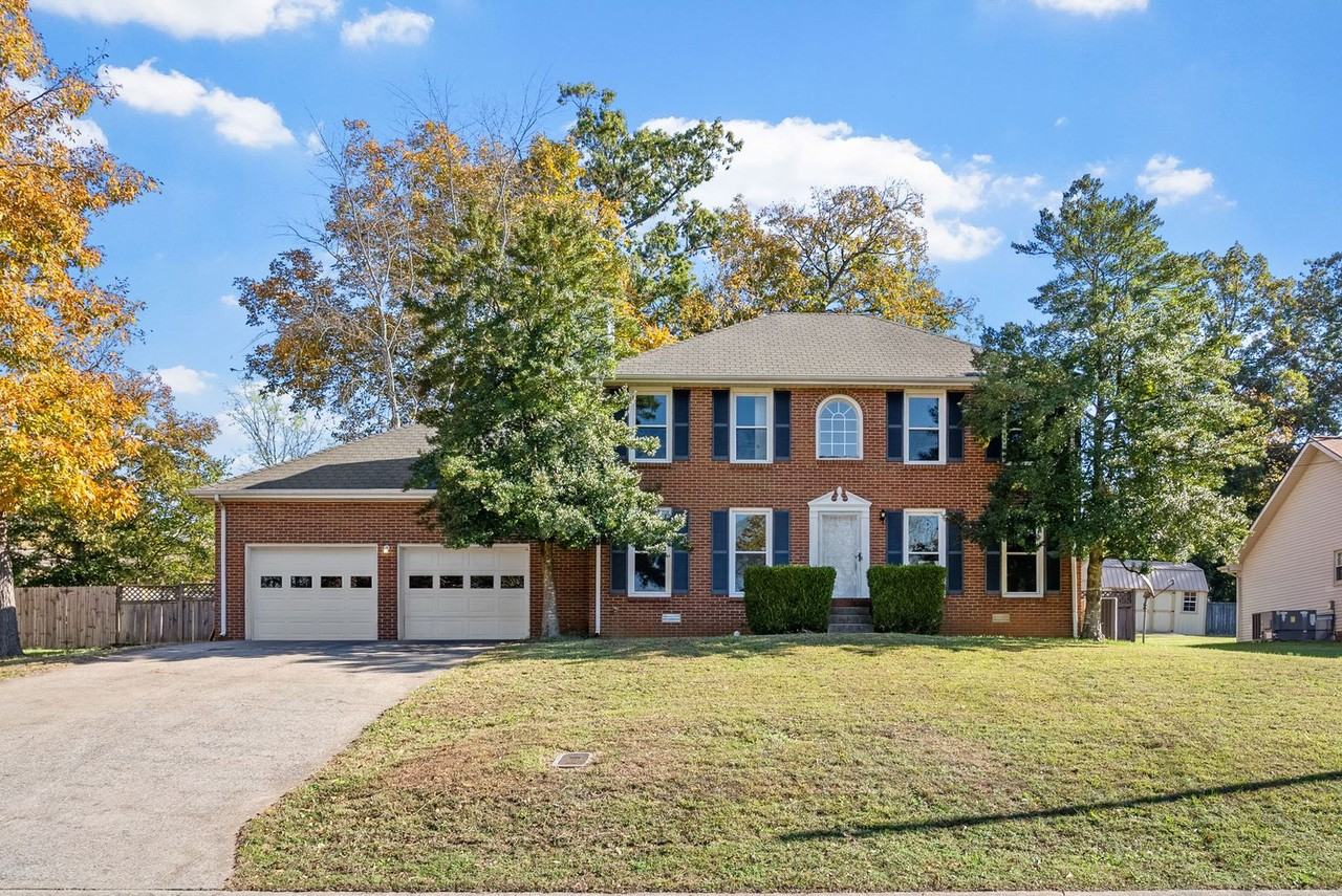 1119 Stonebrook Drive