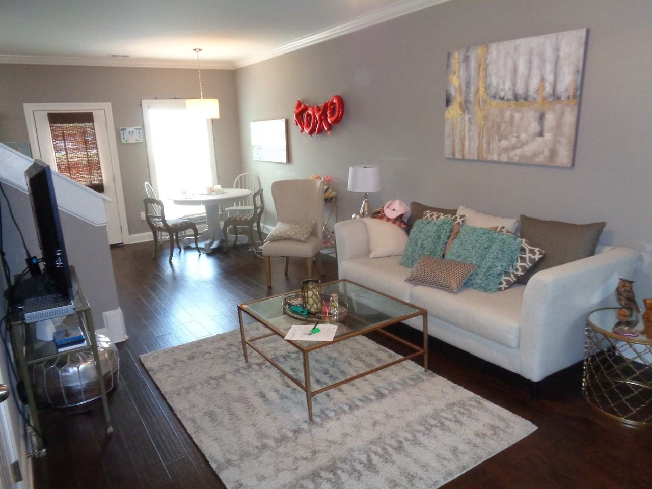 106 Robbins Cir - Photo 5 of 16