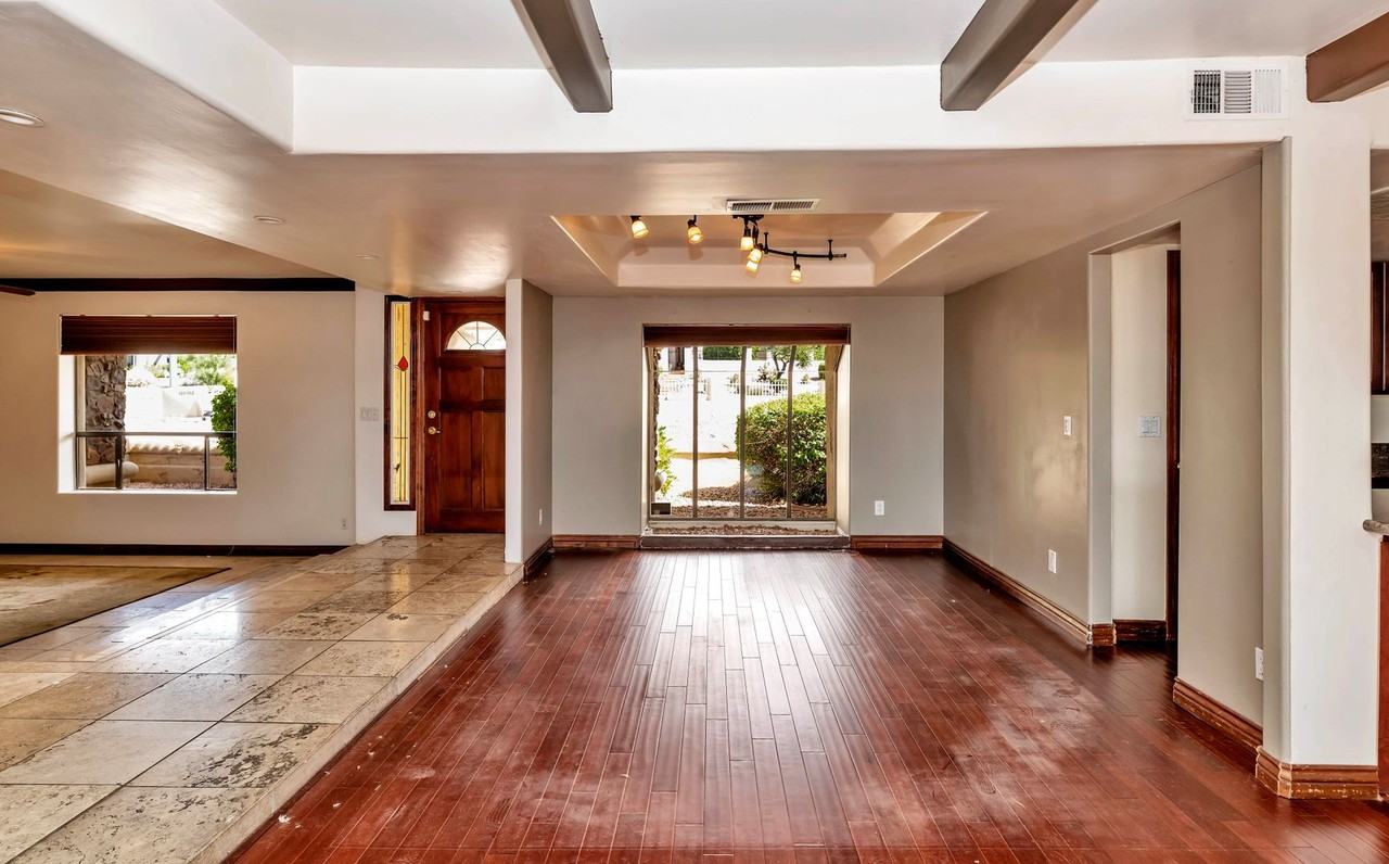 15620 North 8th Street - Photo 6 of 24