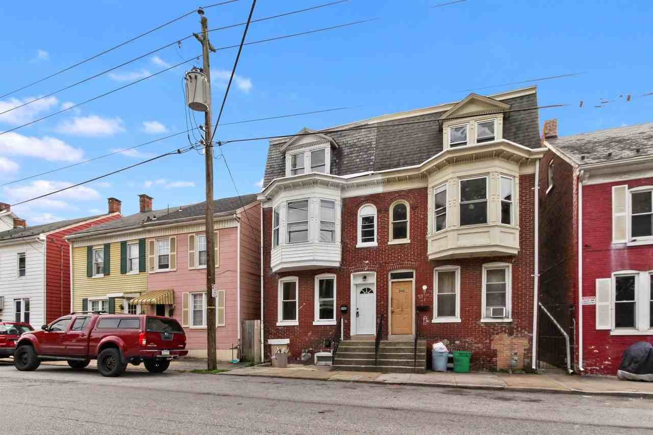 542 N Pershing Ave - Photo 2 of 27