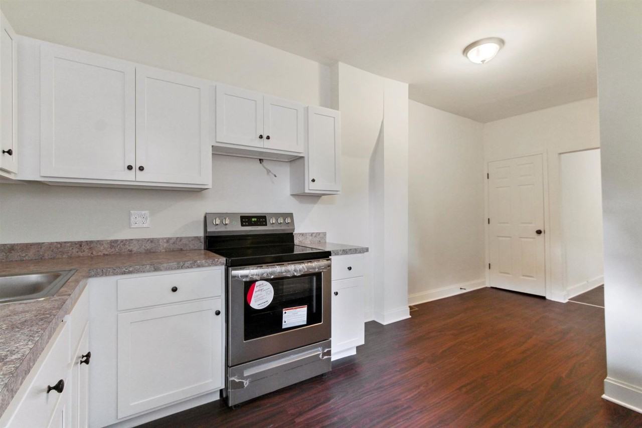 542 N Pershing Ave - Photo 7 of 27