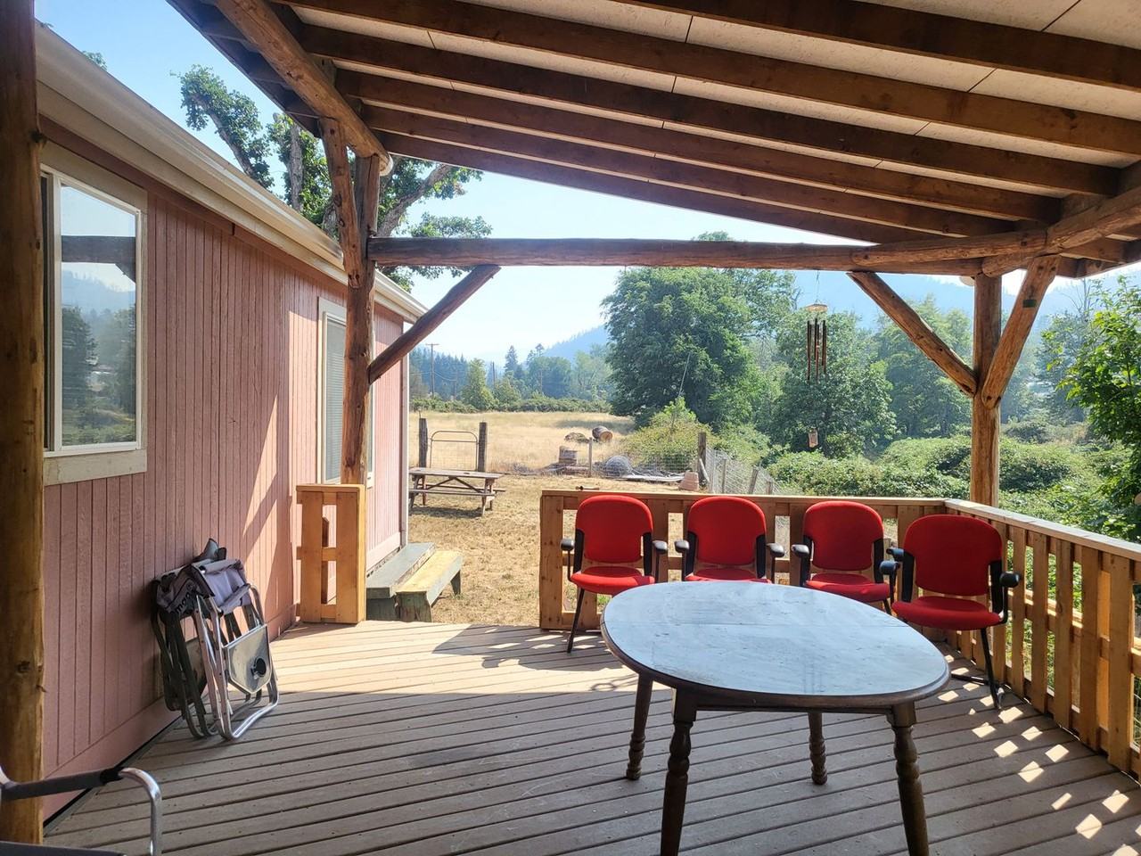 2444 Thompson Creek Rd - Photo 4 of 29