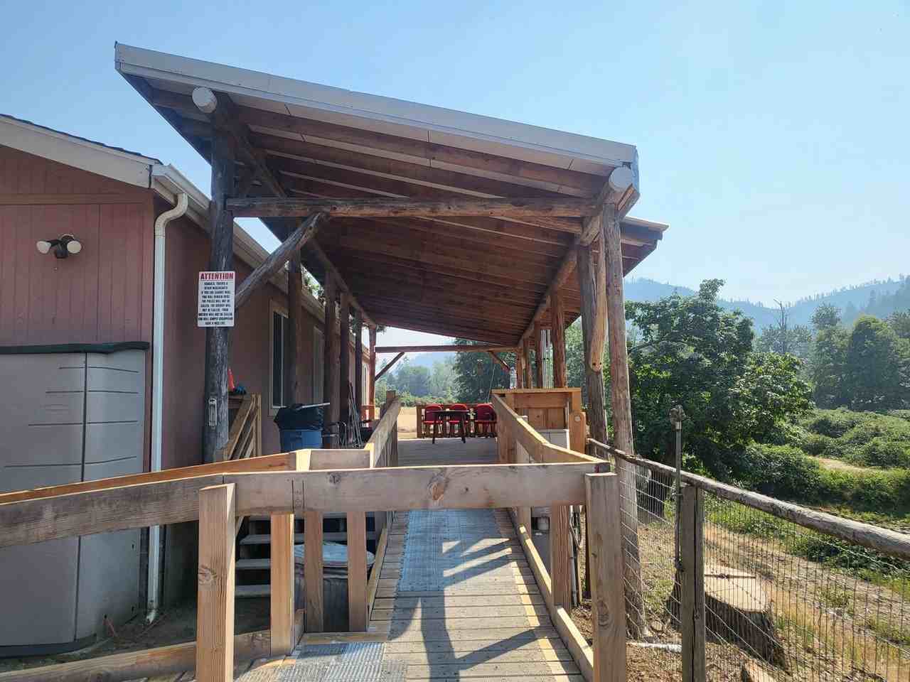 2444 Thompson Creek Rd - Photo 7 of 29