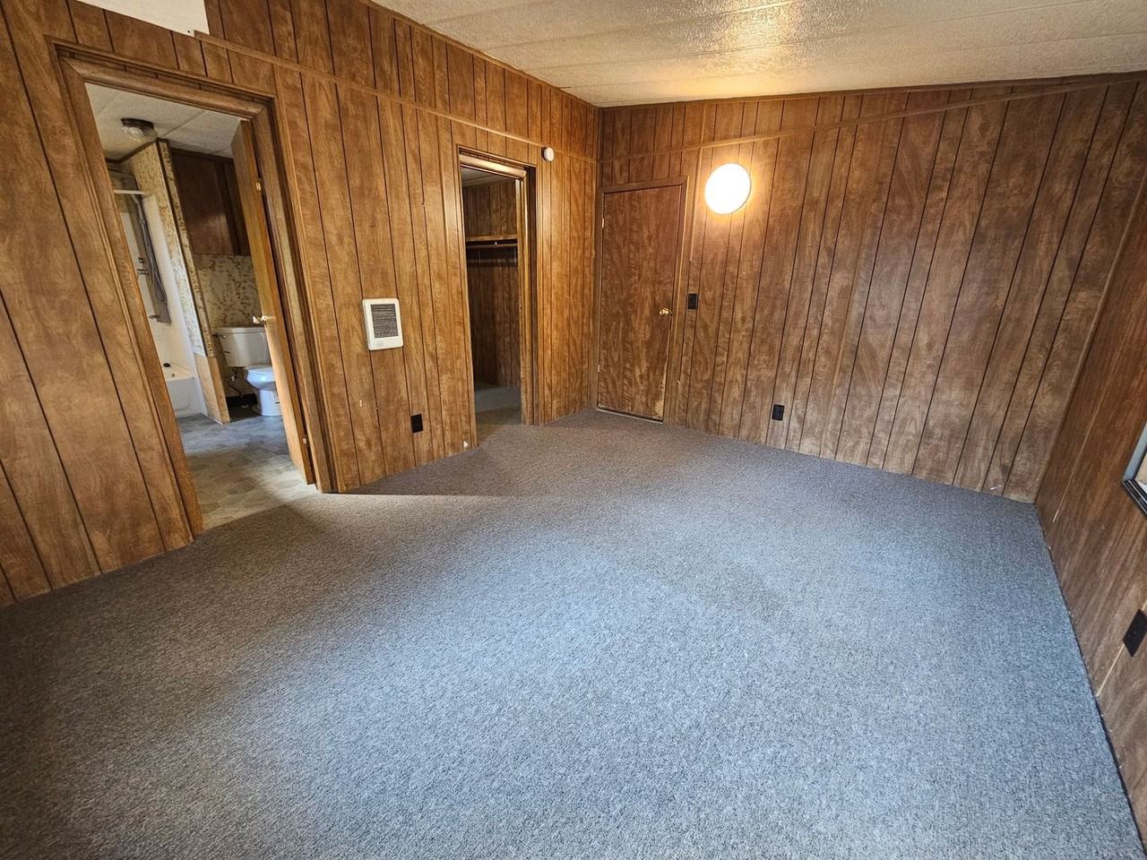 11812 Bald Hill Road Southeast - Photo 2 of 5