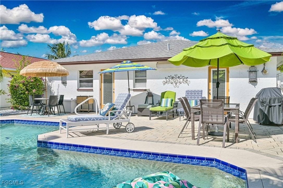 572 105th Ave N - Photo 5 of 28