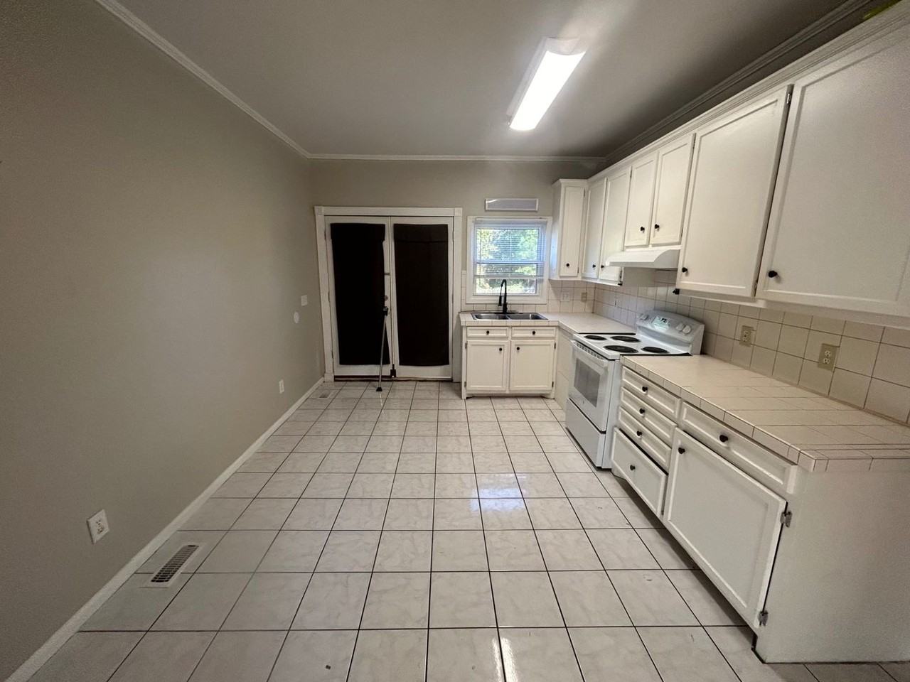 10A Willow Ln - Photo 5 of 23