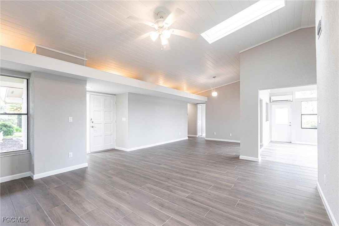 16737 Pheasant Court - Photo 5 of 49