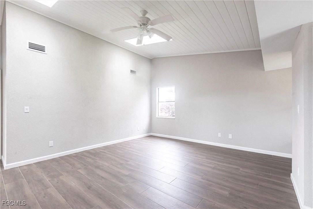 16737 Pheasant Court - Photo 6 of 49