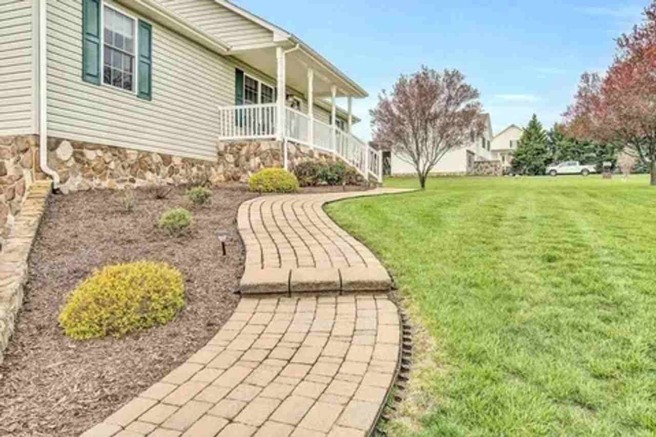 1307 Savanna Hills Dr - Photo 3 of 30