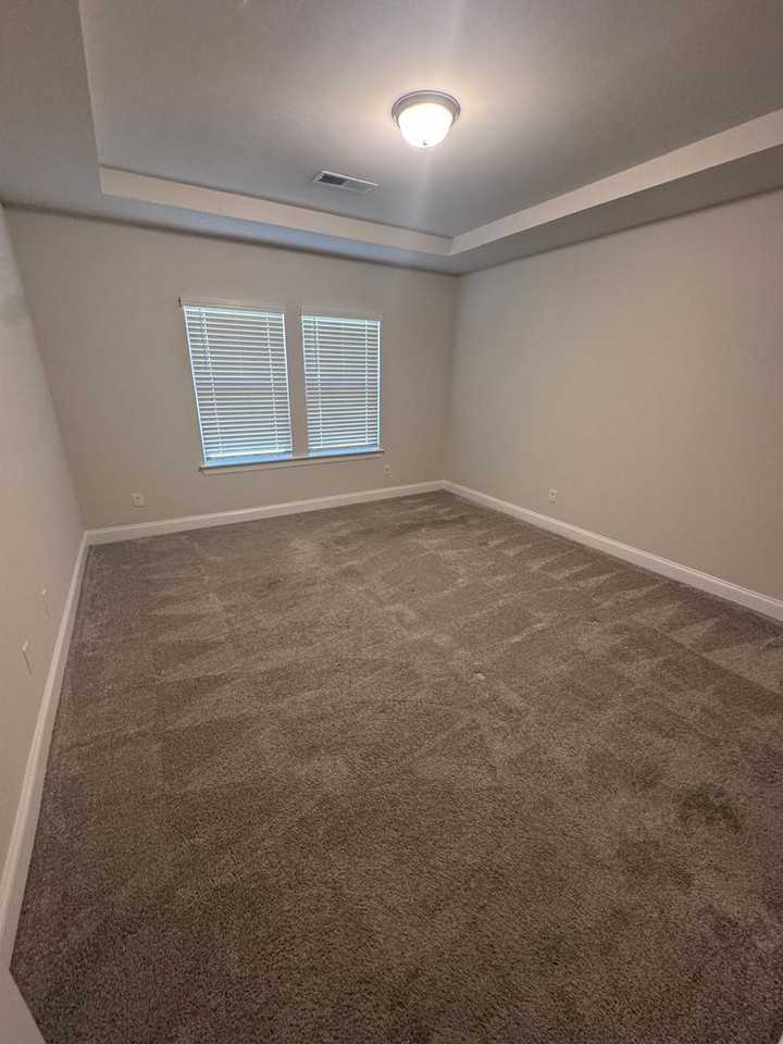 1068 Holland Ridge Way - Photo 5 of 14