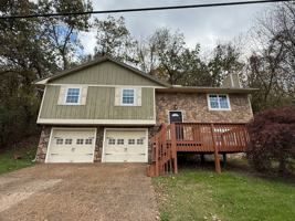 featured image of 252 River Edge Dr