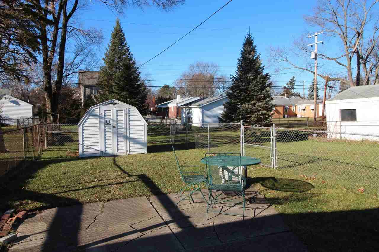 14383 Mercedes Avenue - Photo 4 of 25