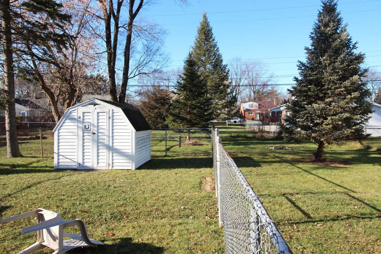 14383 Mercedes Avenue - Photo 6 of 25