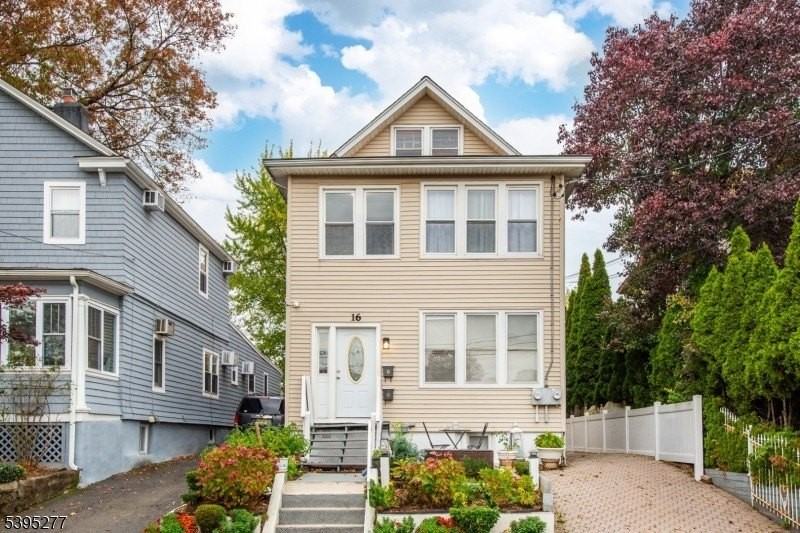 16 Willet St - Photo 2 of 19