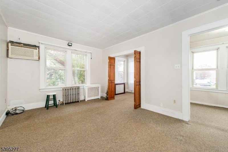 16 Willet St - Photo 5 of 19