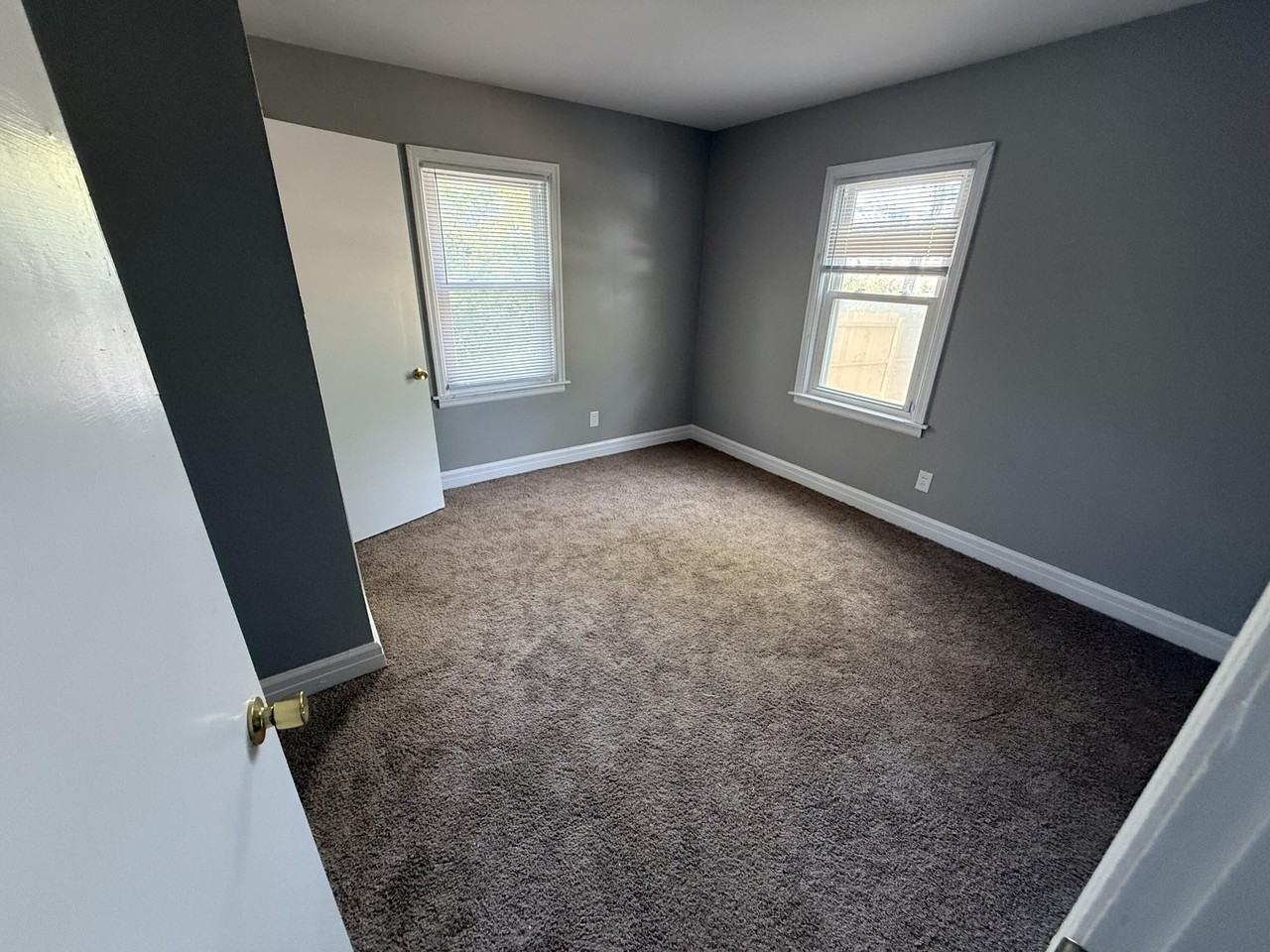 2111 Old Paris Road - Photo 7 of 16