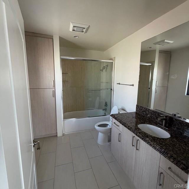 701 S Glenoaks Blvd #201 - Photo 5 of 8