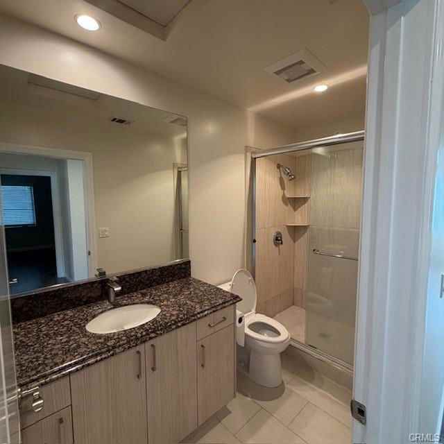 701 S Glenoaks Blvd #201 - Photo 7 of 8