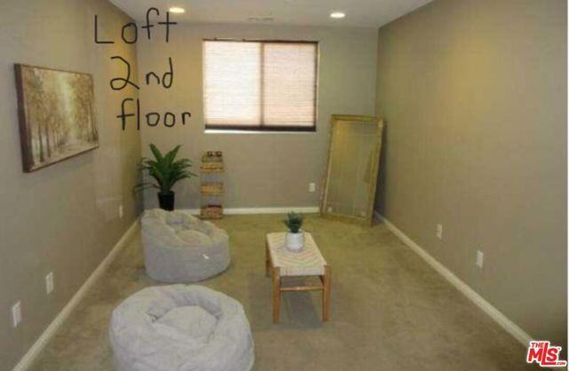 9644 Pine Orchard St - Photo 2 of 8